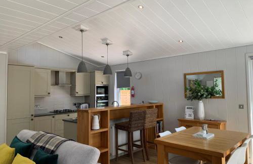 The Retreat, Strawberryfield Park - Photo 11