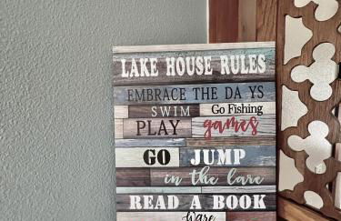 Spacious Lake Retreat for Families - Foto 42