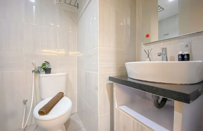 Cozy Living Studio At Vasanta Apartment - Foto 11