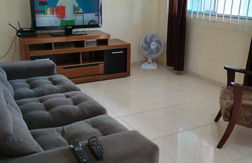 Linda casa com piscina - Foto 13