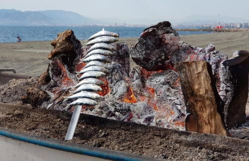 Studio 5 mins from El Palo Beach WiFi & AC - Photo 23