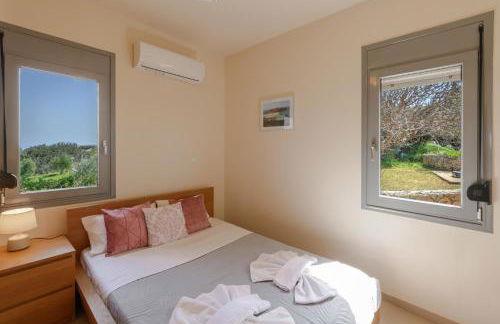 Villa Serenity - With Private Heated Pool - Foto 45