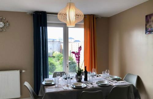 Agréable maison proche Gare avec parking gratuit - Foto 7