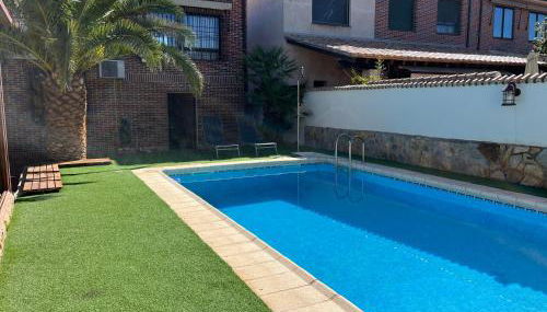 TOLEDO ENCANTADO Piscina y BBQ privada 2,5 km de Puy du Foy - Foto 4, Garden, sunbed, Garden view