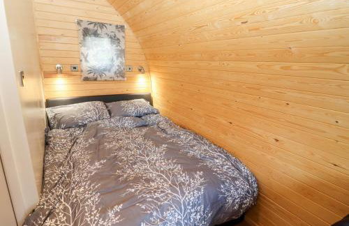 Gander Pod at Salford Court Farm Fishing Cabins - Foto 5