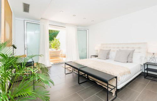 Villa Miramar by Glasir - Photo 36