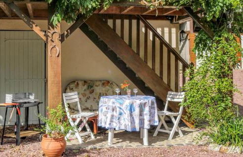 1 Bedroom Cozy Apartment In Vasteville - Foto 13