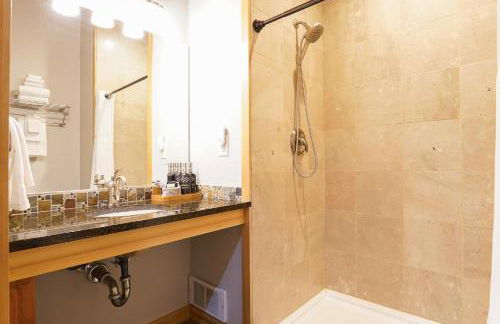 Snowline Hillside Chalet - Foto 29