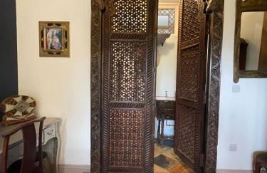 Tree Tops Holiday Let & Sauna South Downs West Sussex Sleeps 10 - Foto 17