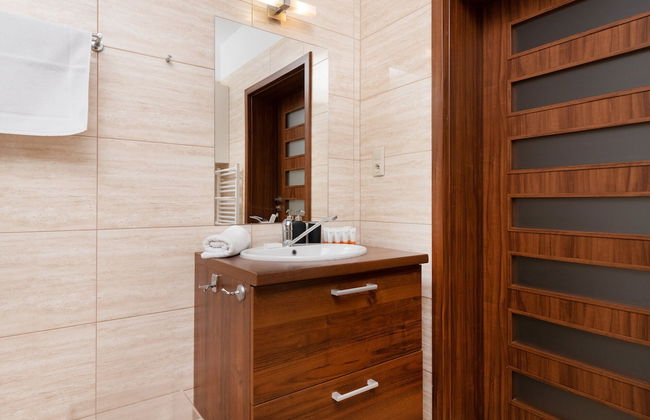 Willa 4 Pory Roku Apartment by Renters - Photo 30