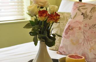 Dovetails, short drive from Alton Towers and Uttoxeter racecourse Games room with Wii and football table - Foto 48