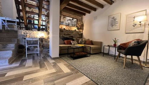 Cozy Galician Stone Farmhouse with Fireplaces and Pool - Foto 3