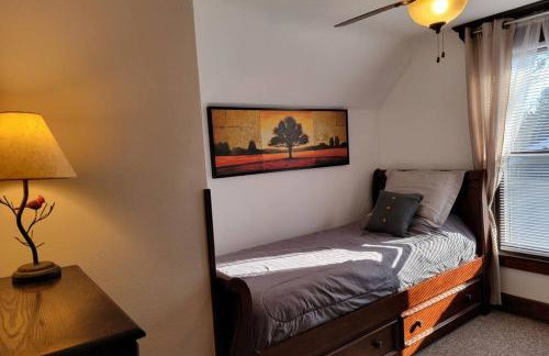 Beautiful Craftsman Style Home w/ Fenced Yard - Foto 16