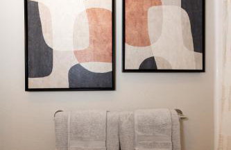 Topsider Condo w/ Stunning Lake Views, Shuffleboard & King Beds - Foto 25