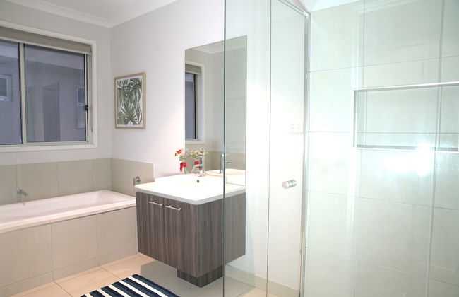 Waterfront Villa in Sanctuary Lakes - Foto 22