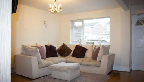 3 Bed property Marston Green - Foto 2