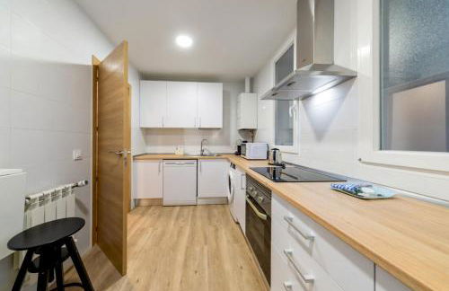 1Bedroom 1bathroom furnished - Rios Rosas - equipped in business area - MintyStay - Foto 7