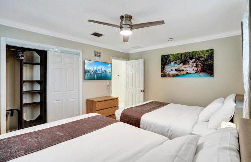 Sensational 5BR Villa Heated Pool near Hard Rock - Foto 20