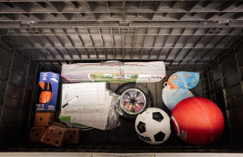 Renovated cabin w hot tub & deck - Foto 12