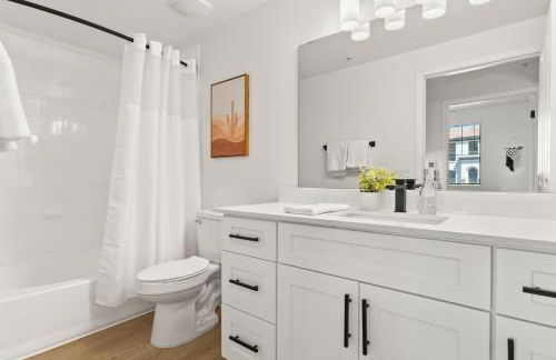 CozySuites Glendale by the stadium with pool 13 - Foto 18