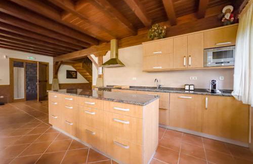 Amplia casa rural en entorno natural - Foto 6