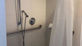 Contemporary Beach Retreat, Sleek Design & Full Kitchen -A - Foto 4