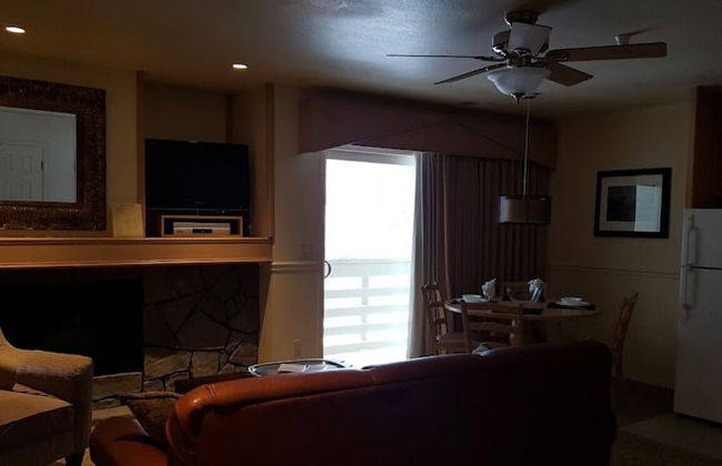 GetAways at the Lodge at Kingsbury Crossing - Foto 10