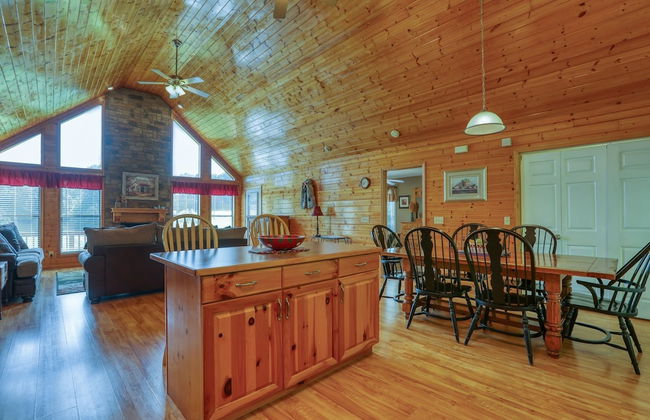 Moosetrax - 3 Bedrooms, 2 Baths, Sleeps 6 Cabin by RedAwning - Photo 21