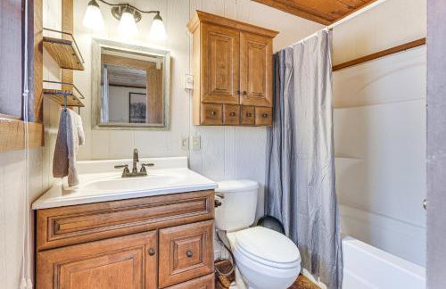 Smoky Mountain Cabin with Fire Pit and Stunning Views! - Foto 18