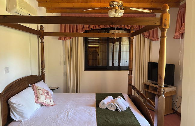 Charming Villa in Pano Platres, Cyprus - Your Home Away From Home - Foto 2