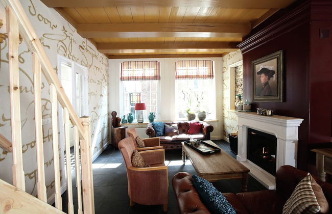 Luxury VOC Stay w/ Views - Foto 13