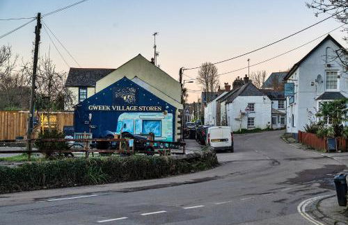 Finest Retreats - The Old Counting House - Photo 19