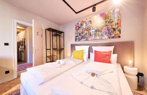 XZLLENZ Küche Bad S-Bahn Parken Smart-TV Wellbeing - Foto 26