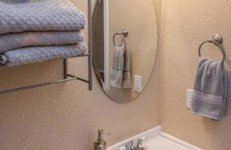 Beach Happy-Lake Close-Private Waterpark Oasis -sleeps 14 - Foto 44