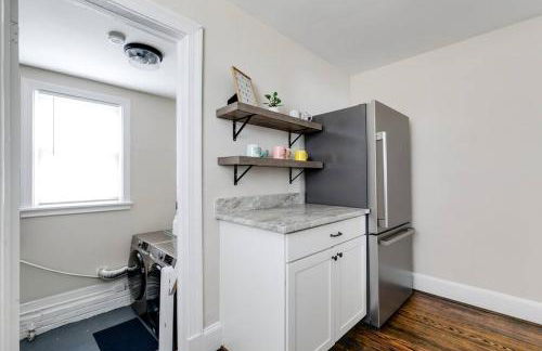 RVA Cottage Cozy & Spacious Near Downtown - Foto 14