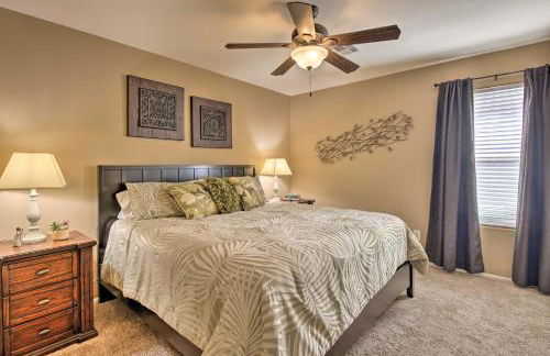 Chic Maricopa Getaway with Outdoor Oasis and Pool - Foto 24