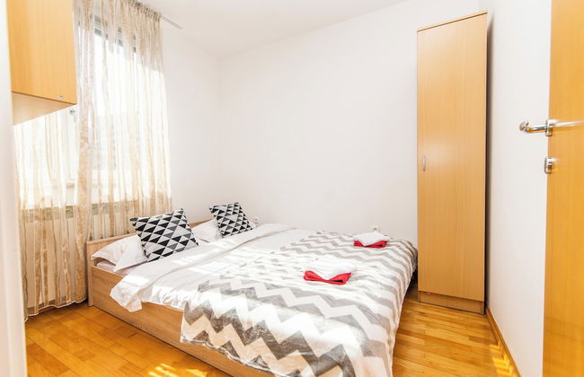 Modern 2bdr Apartment in the Center- Free Parking - Foto 7