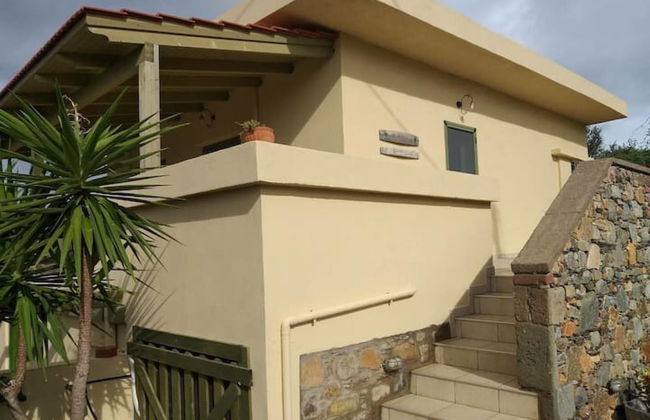 Stone Gea Apartment up Floor - Foto 1