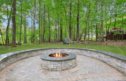 DC Luxury Retreat in Forest Spacious Full of Fun - Foto 79