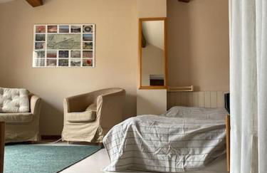 Charmigt byhus med takterass - Foto 10