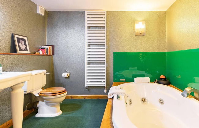 Stunning Luxury Duplex With Hot Tub and Aircon - Foto 26