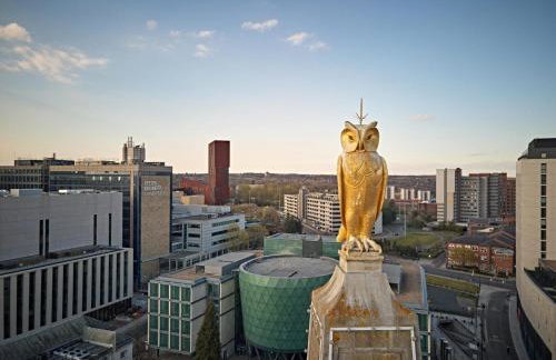 Leeds Elegant Central Flat - Sleeps 8 - View City Centre - Foto 4