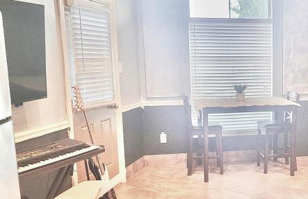 Pet-Friendly Cozy Studio Suite with Pond View & Spa Amenities - Foto 12