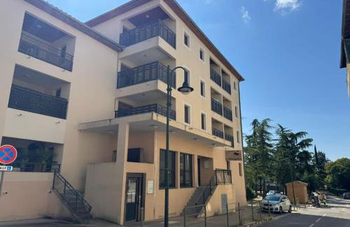 Superbe appartement à Uzès avec place de parking - Foto 29