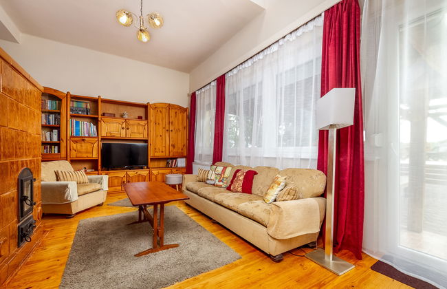 4 bedroom House in Fonyód with private pool and garden - Photo 4