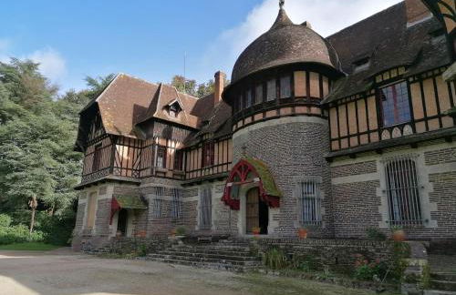 Grand gîte "Le gardien du château de Brocéliande", vue unique sur l'étang du Pas du Houx - Foto 3