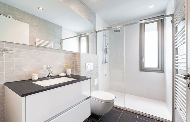 Aspasios Paseo de Gracia Apartments - Photo 42