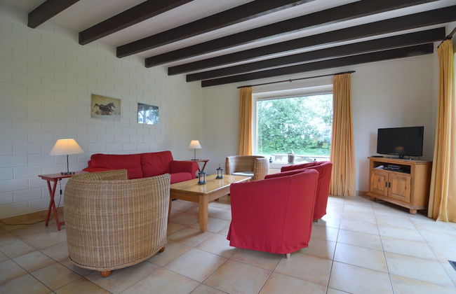 Holiday Home with Meadow View near Forests - Foto 10