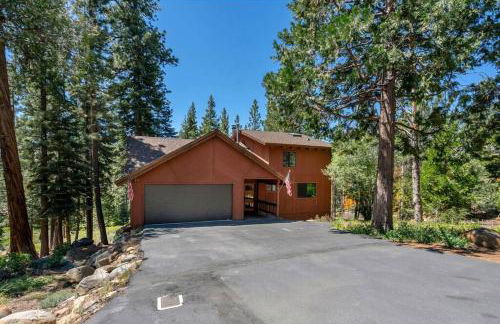 Luna Cabin - 5BR Hot Tub A/C Game Room EV Charger - Foto 61