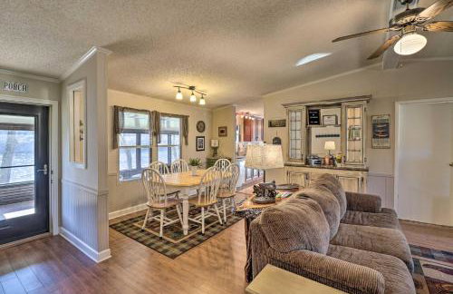 White River Fishing Escape with Deck and Patio! - Foto 8